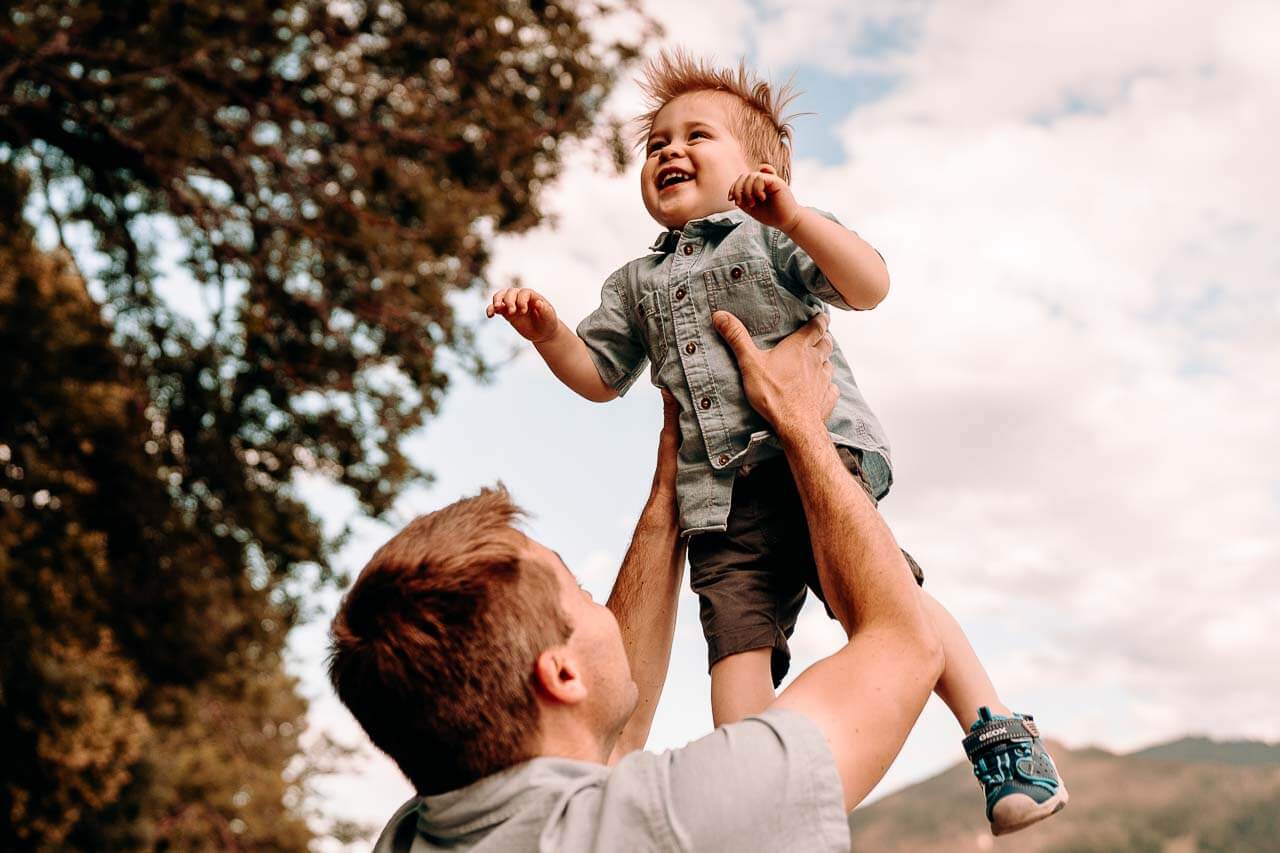 sohn fliegen